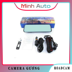 Camera hành trình Roadcam quay full HD trước và sau.